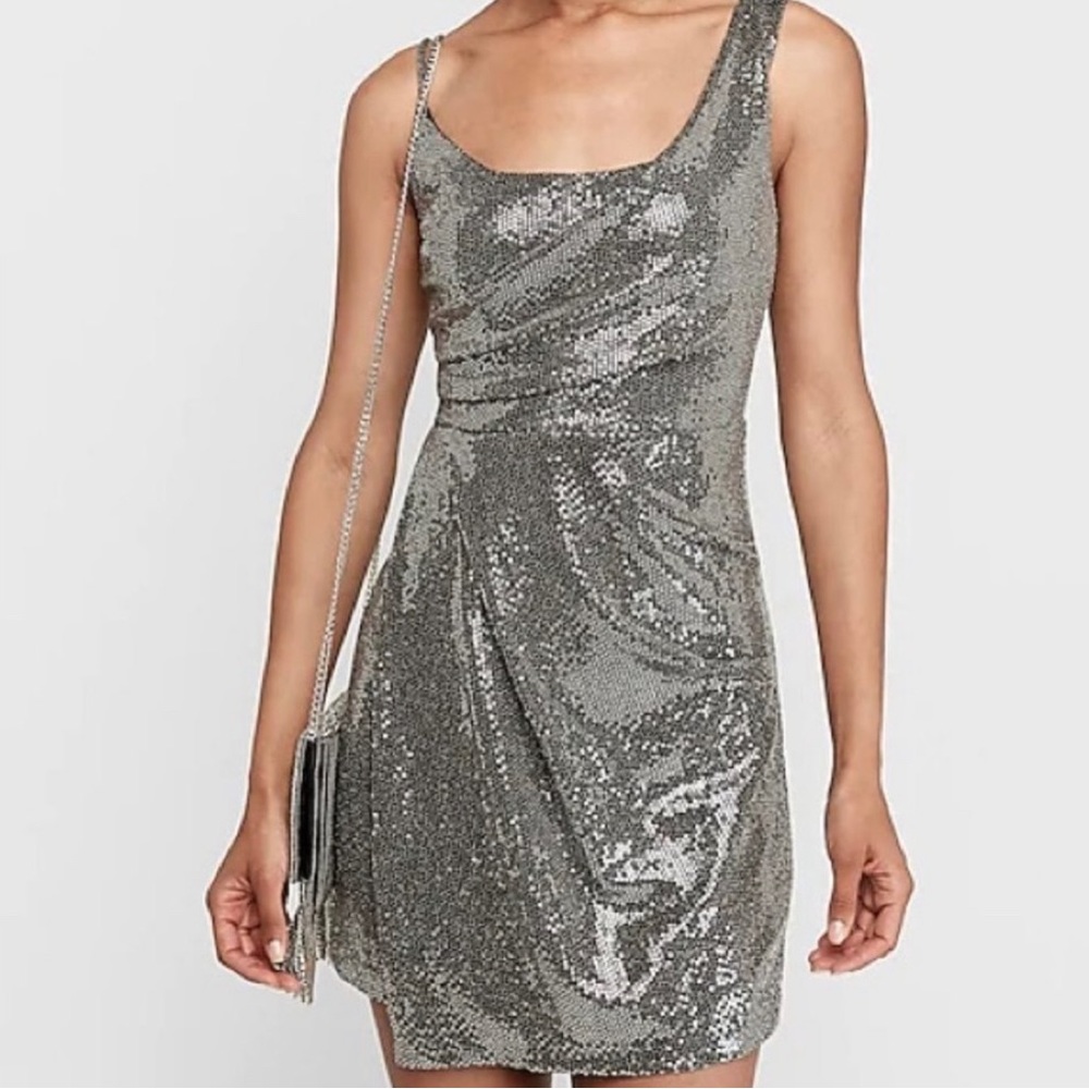 Gorgeous sequin dress, I wore this once for a Christmas party.